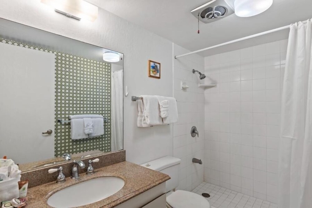 Kihei Surfside, #403 1 Bedroom Condo
