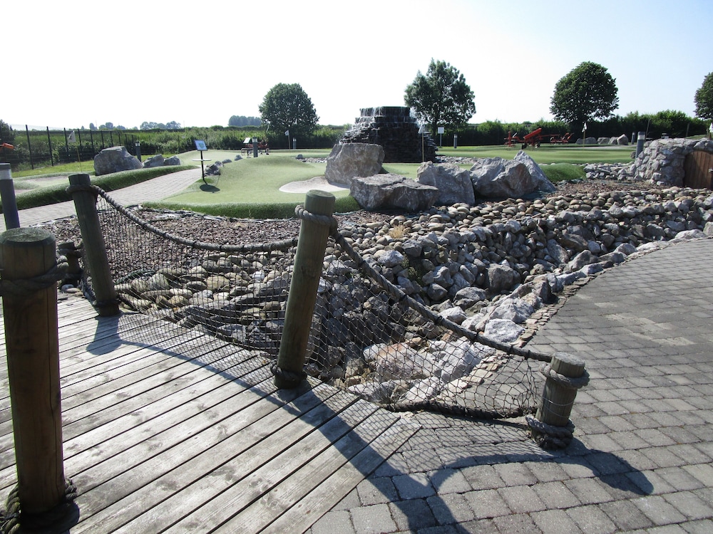 Hotel Fleur De Lys - Property Image 16