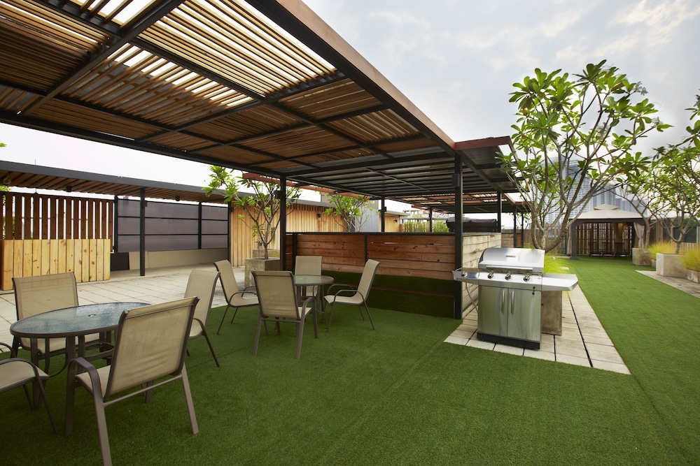 Qube Suites Sukhumvit