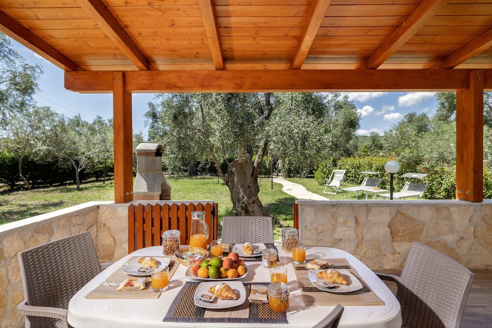 Farmhouse in Vieste Near Gargano Coast