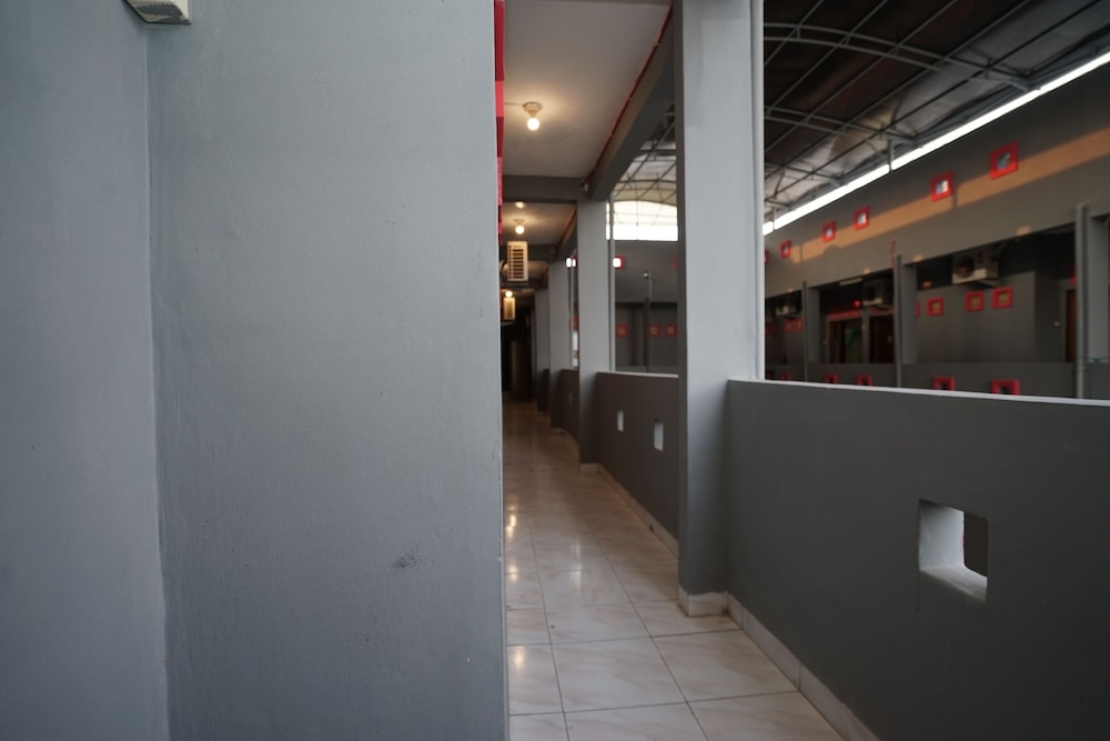 Hotel O Palembang Near Bumi Sriwijaya Stadium Formerly HPA Homestay
