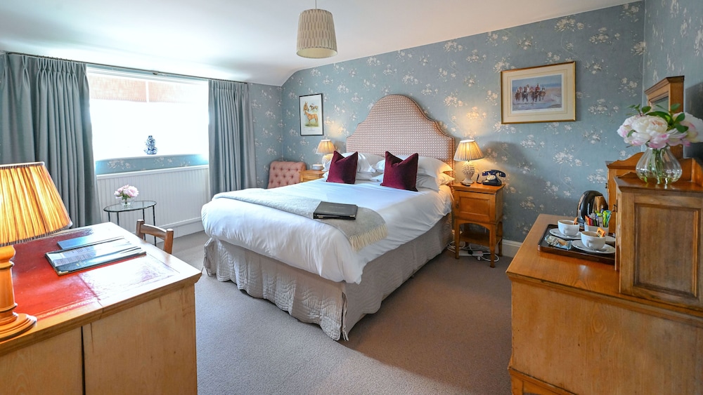 Newmarket Vacations - The Jockey Club Rooms - Property Image 80