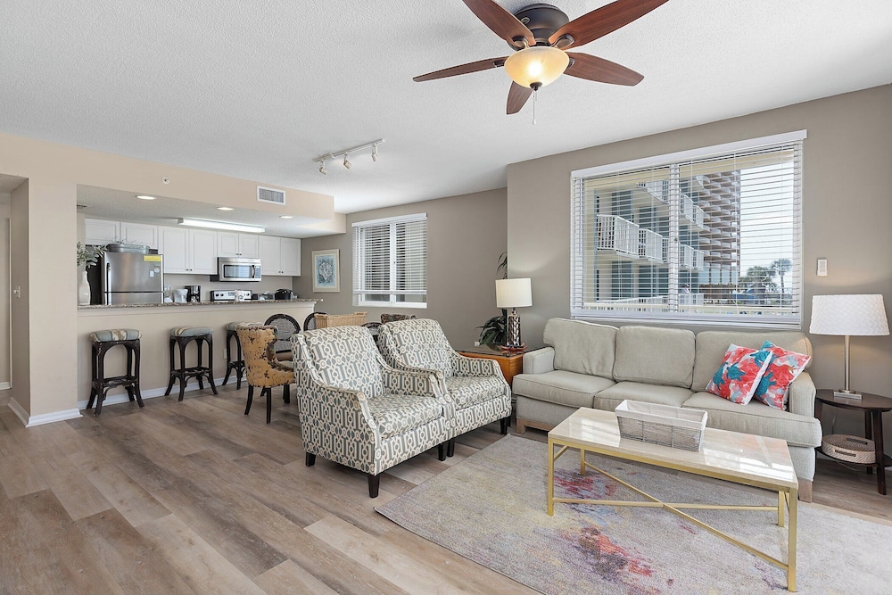 Emerald Key by Southern Vacation Rentals