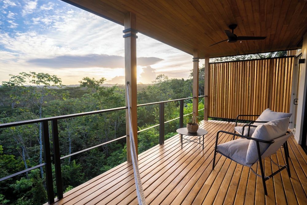 Casita Nalu by Wynwood House