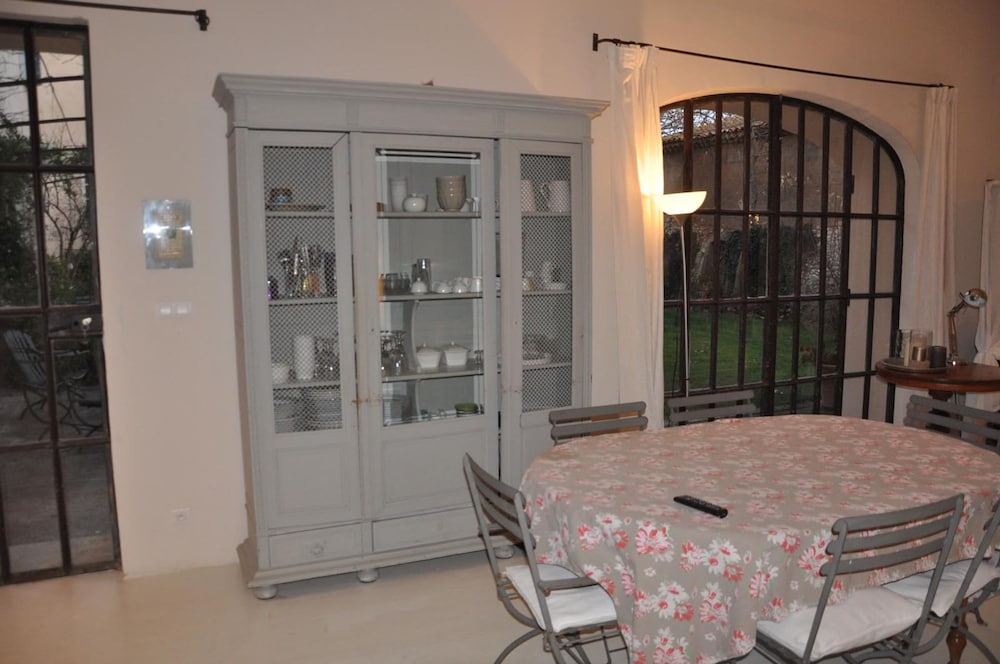 New Bastide Couronne d Aix Luxury in Aix-en-provence A Sophisticated Retreat for Families and Friends