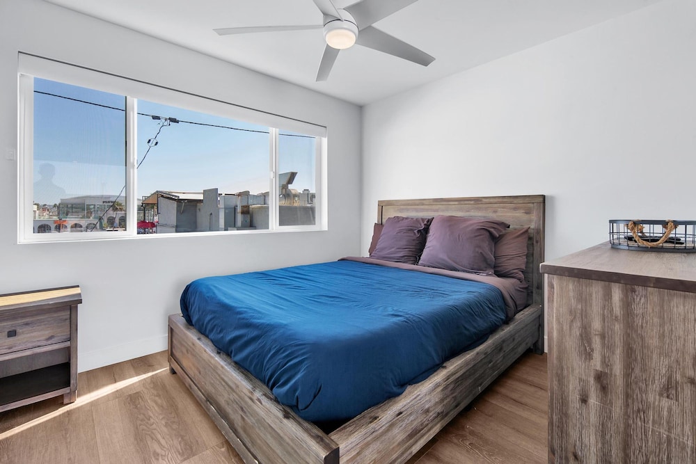 Rent Mission Beach Penthouse Roof Deck