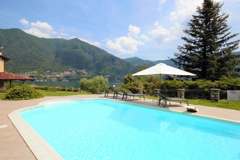 Villa Oliveto with Pool and Lake view view 2