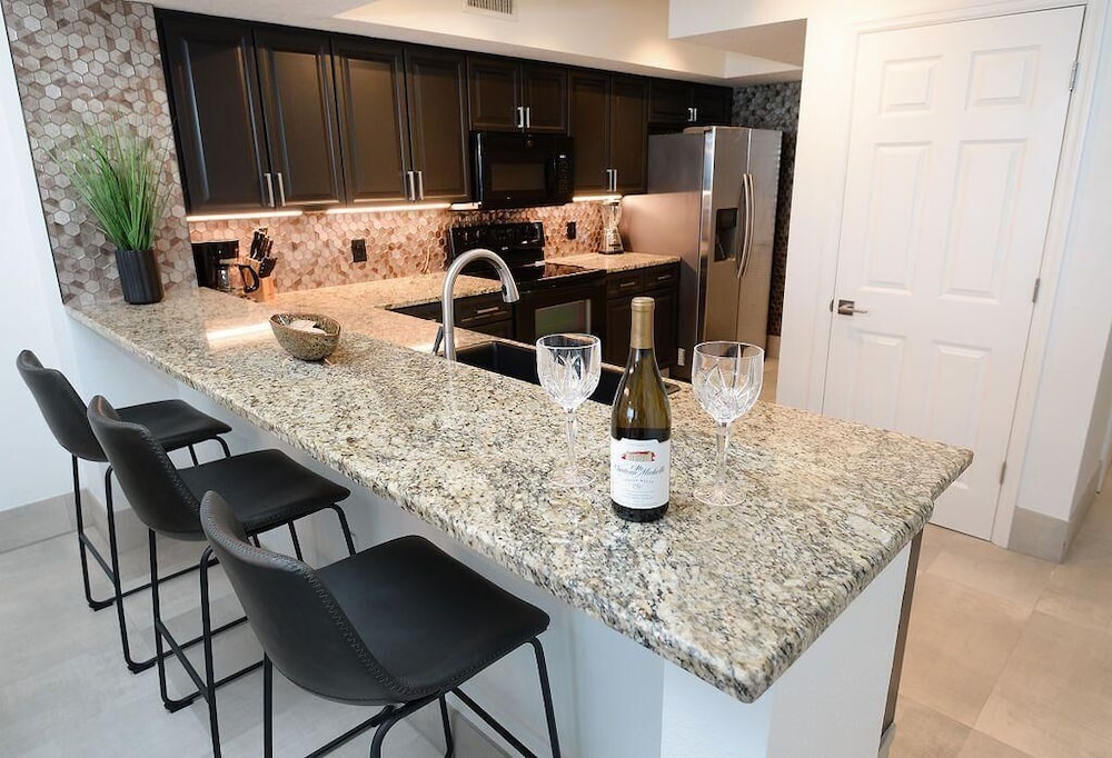 Emerald Beach 325