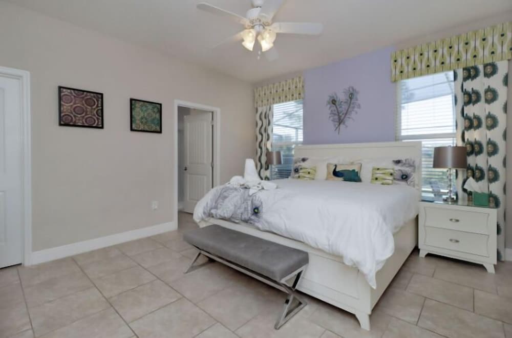 Resort-Style Retreat At Solterra W/ Pool & Lazy River