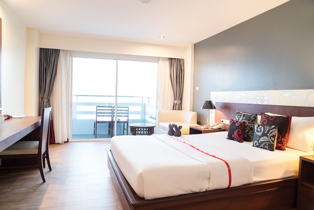 GRAND JOMTIEN PALACE HOTEL