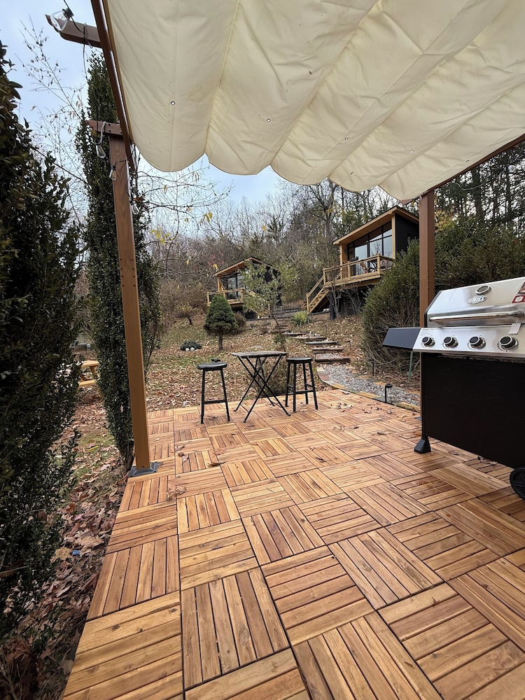 Forava Cabins - Tiny Cabin in the Woods