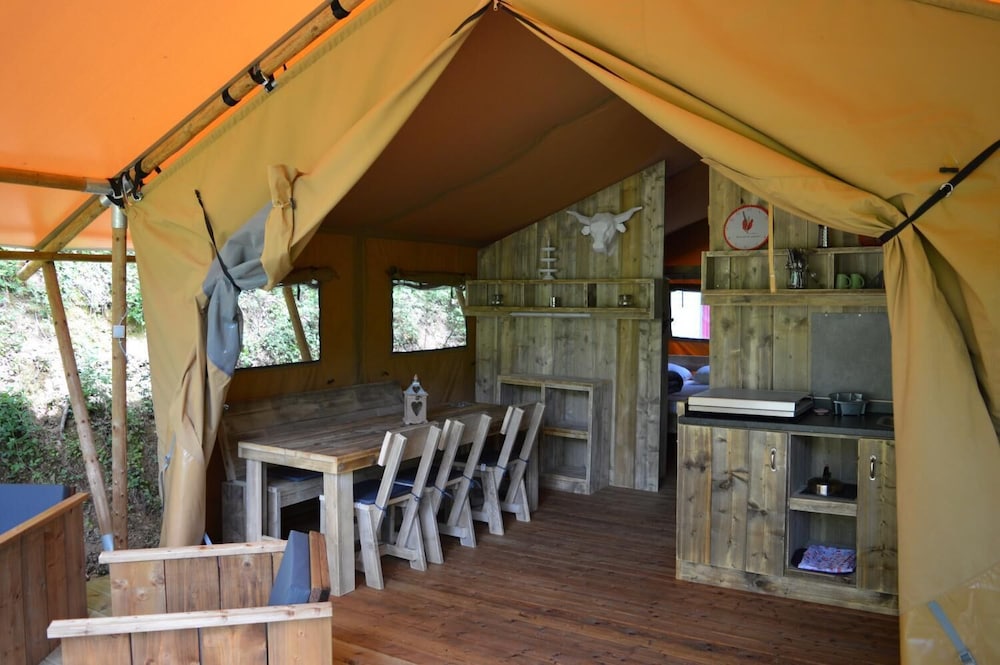 Chalets Bois Moulin de Chaules view 4
