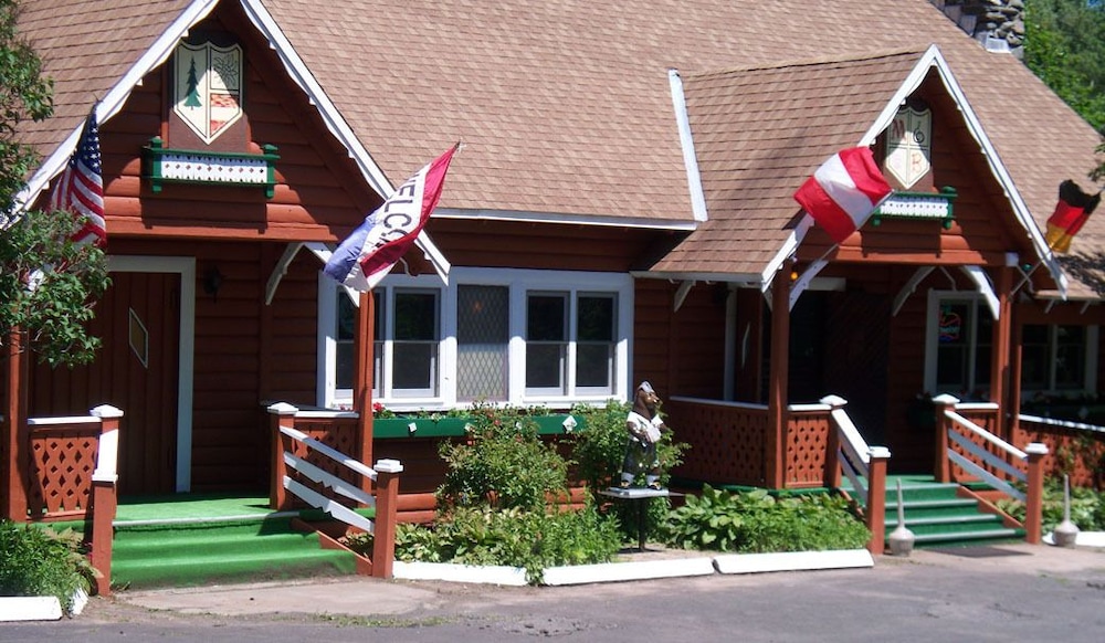 Crystal Brook Resort & Mountain Brauhaus