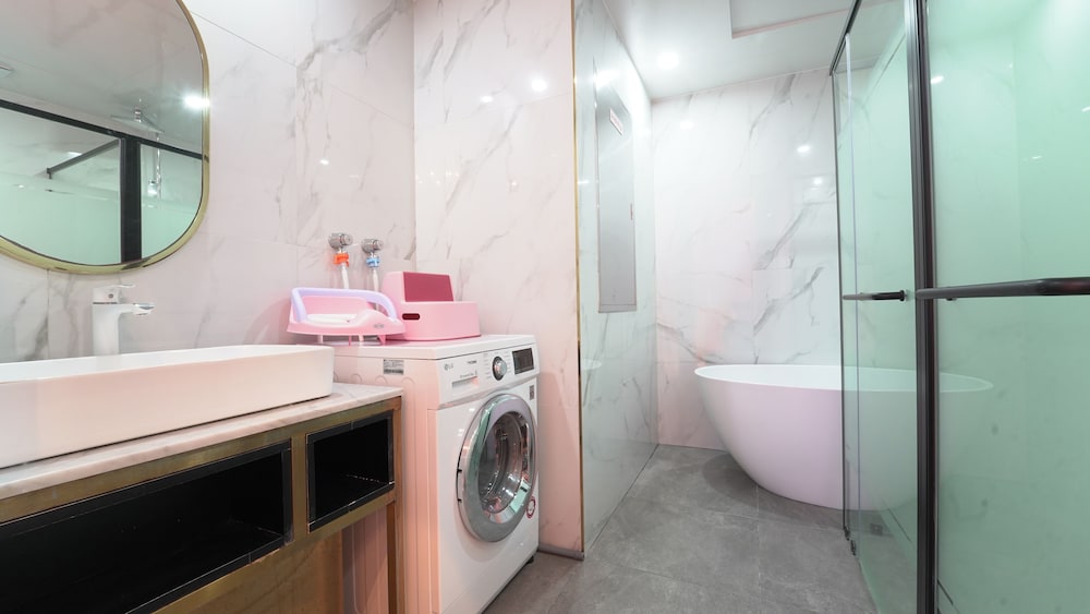 BUSAN ALMOND KIDS POOL VILLA NAMPO
