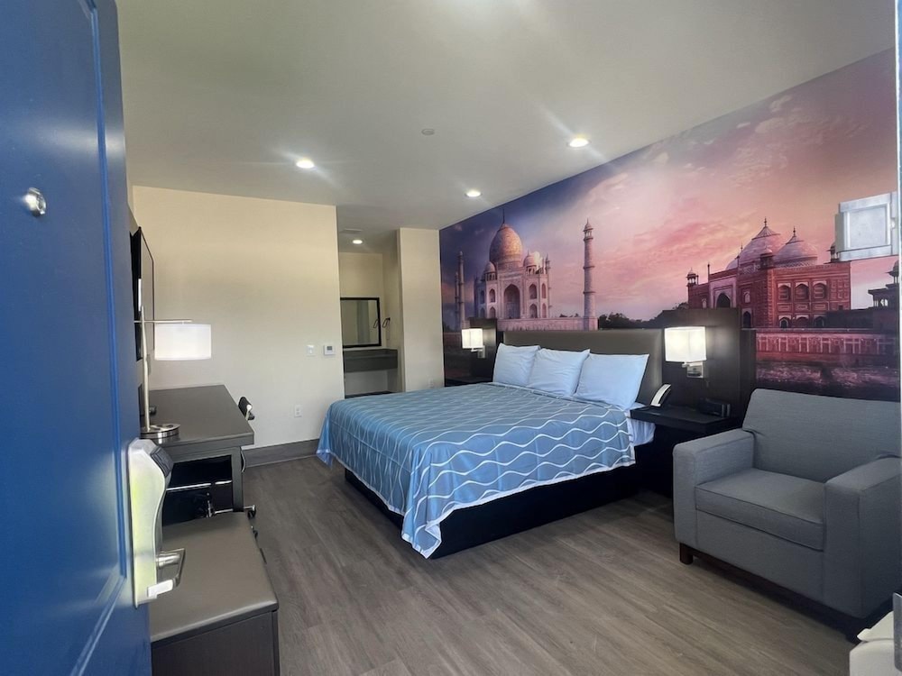 Elite Inn & Suites