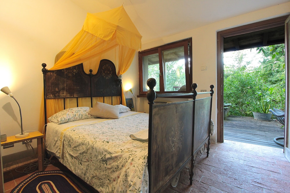 Villa Poggio Zucchino Pool and Wellness Piacenza