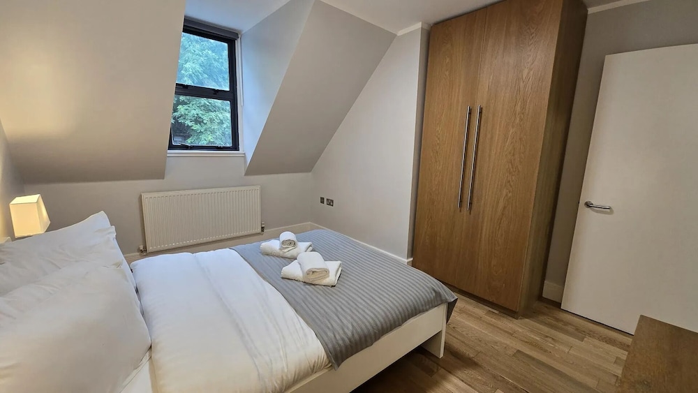 Westciti Chatsworth Road Apartments