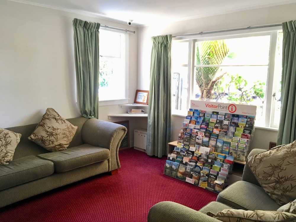 Freemans Backpackers Lodge - Hostel