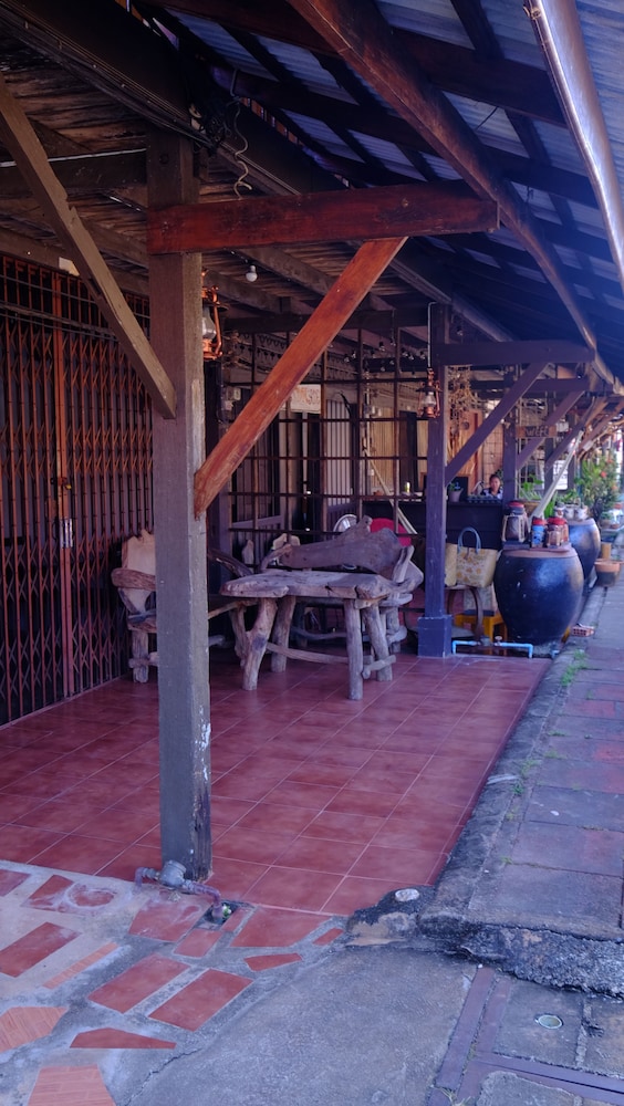 Copa Lanta Guesthouse