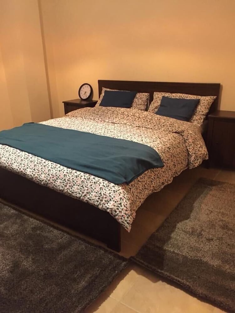 Unique Flat