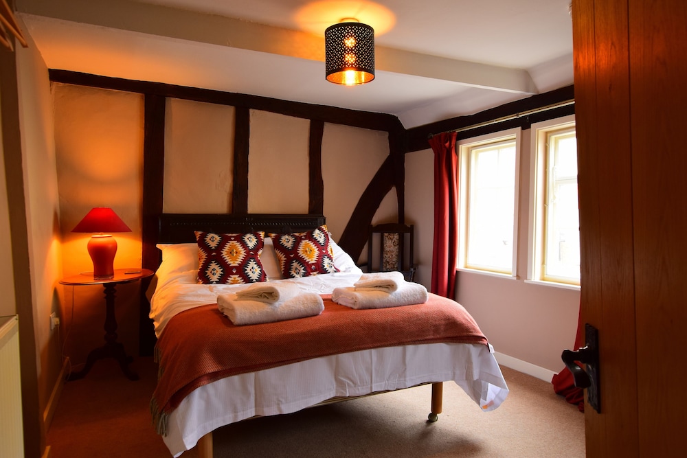 87 Micklegate view 2