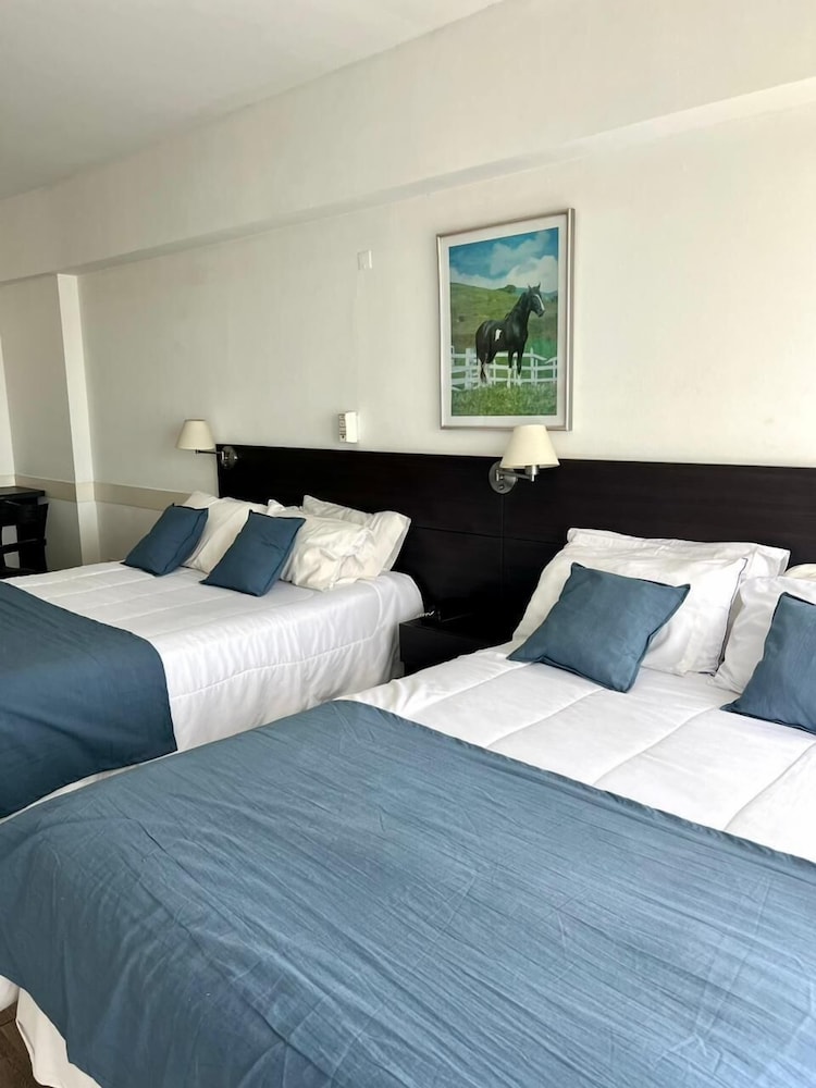 Golf Tower Suites & Apartments
