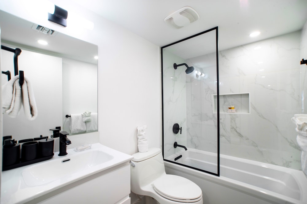 Cayman Luxury Rentals at Sunset Cove