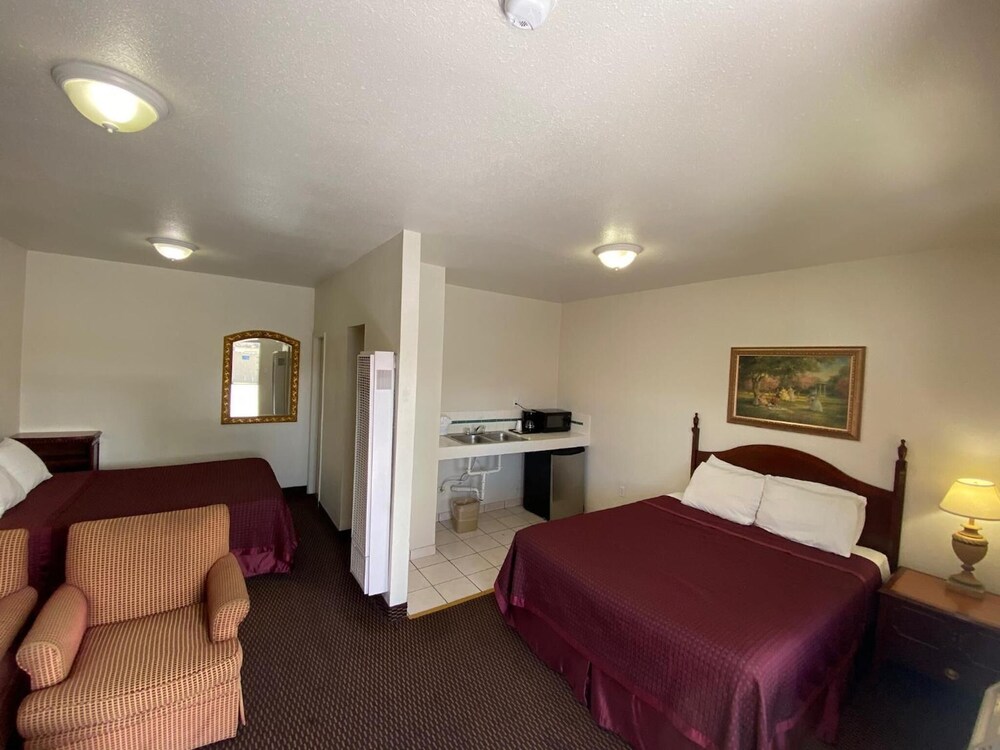 Economy Inn