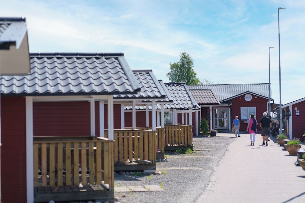 Femöre Marina