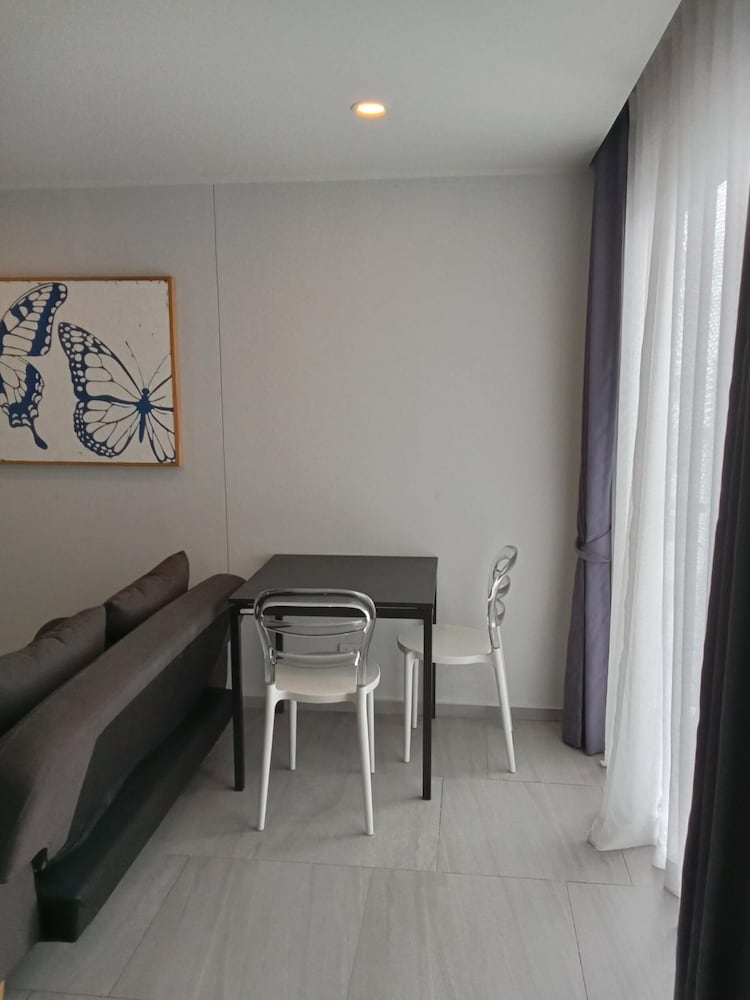 Stylish Urban Escape 1Bed Apt T2-822