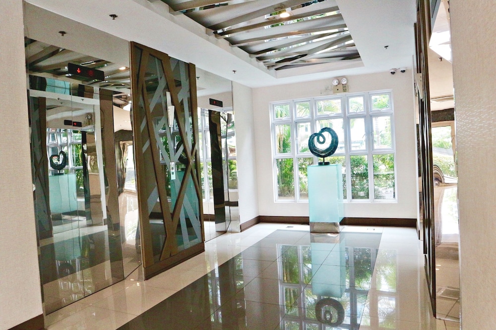 CondoDeal at Sea Residences