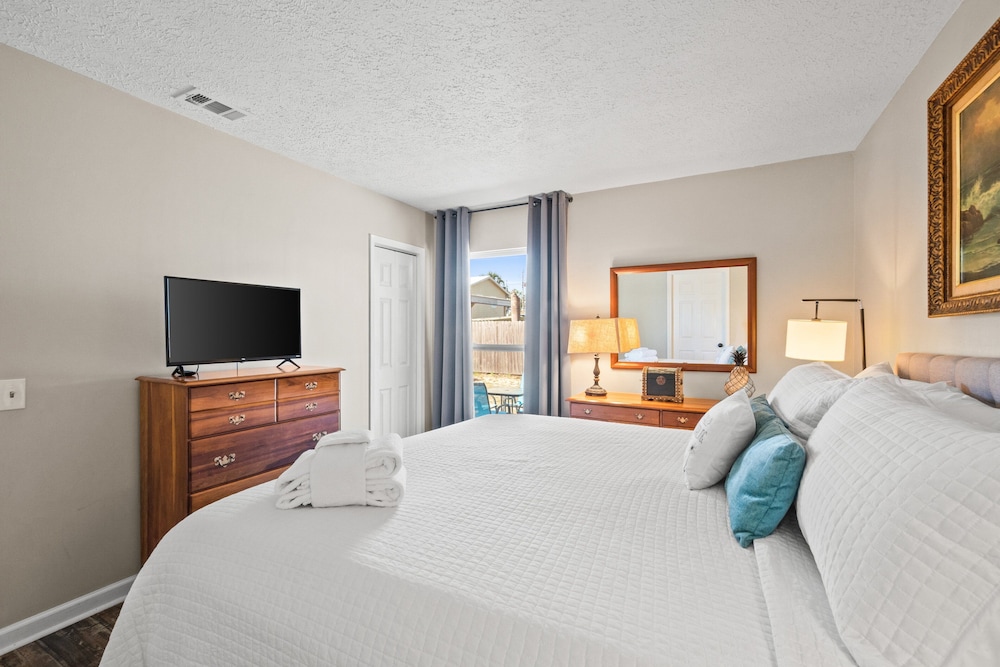Beachy Bonanza by Book That Condo