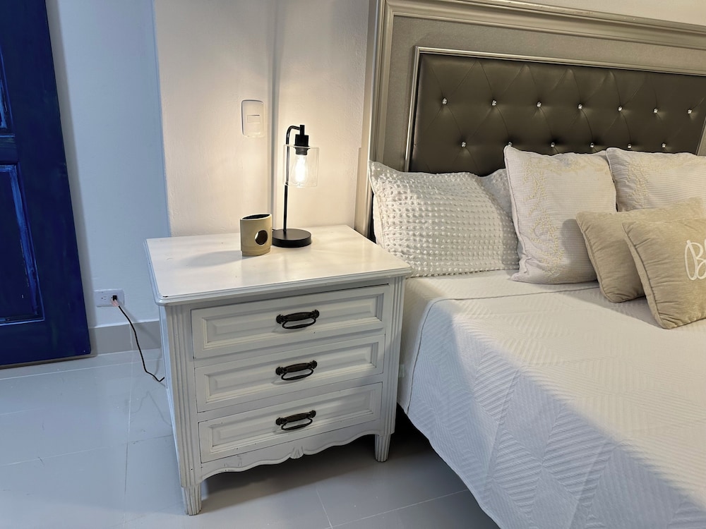 Onyx luxury rd