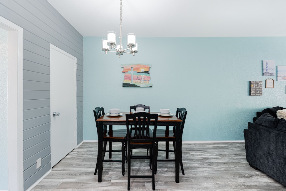 Horseshoe Bay Townhome w/ Water Access! - Property Image 18