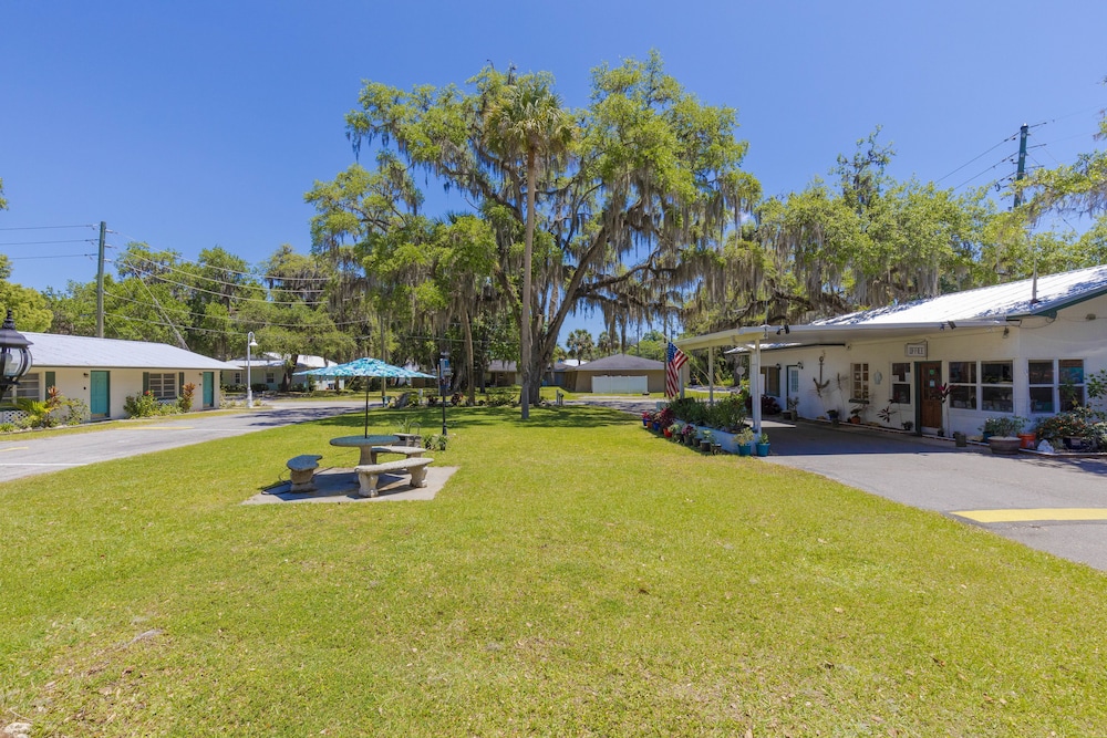 King's Bay Lodge