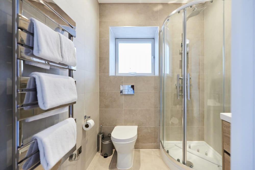Wembley Vacations - The Wembley Park Corner - Classy 2bdr Flat With Balcony - Property Image 8