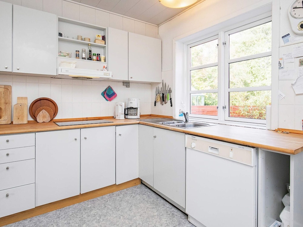 6 Person Holiday Home in Albaek
