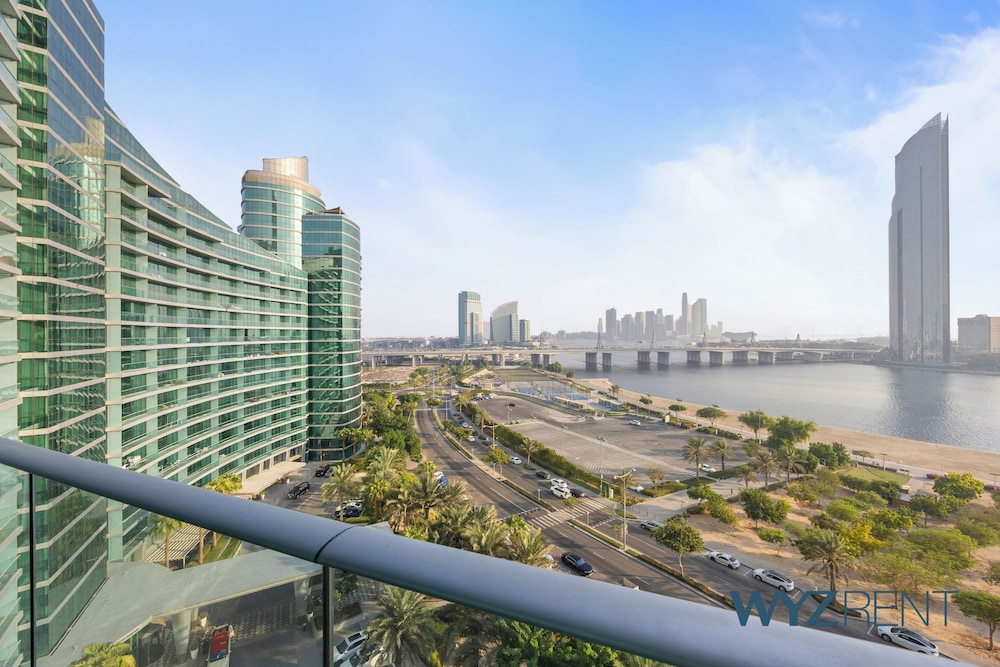 Creekside Haven 2BR Marsa Plaza DFC
