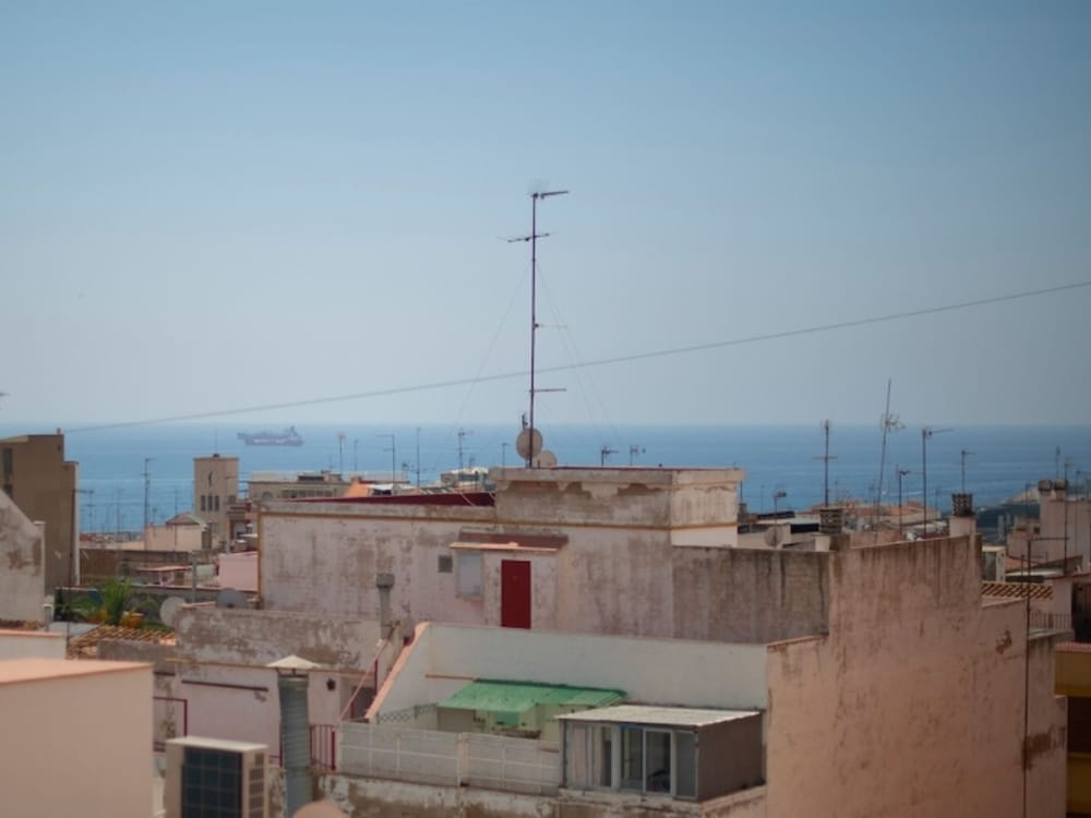 Th04 Atico con Terraza y Aire Acond en Taragona