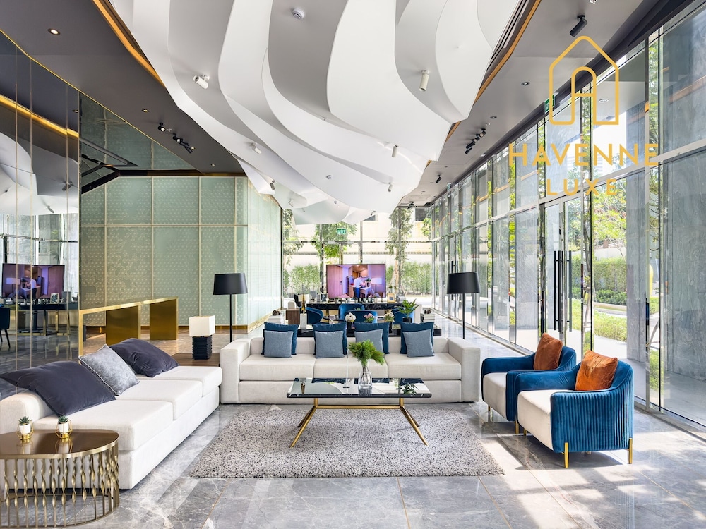 New City Condo in Central Bangkok ·