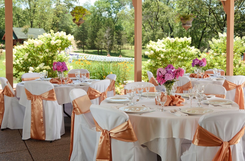 Goldmoor Inn
