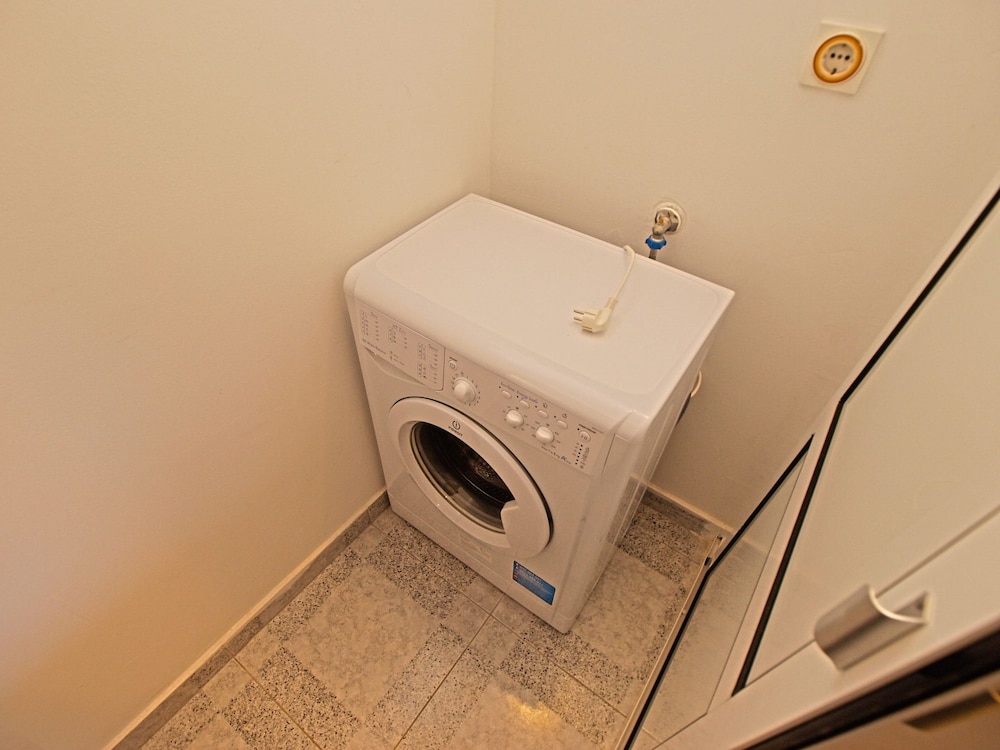 Apartments Zdravko 768