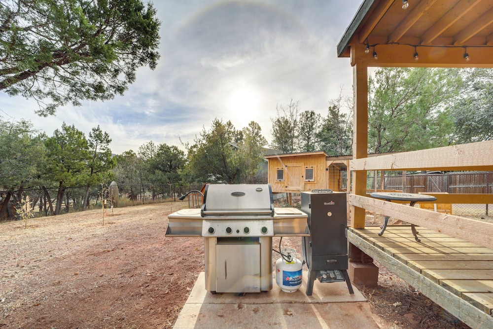 Outdoor Entertainment Spaces: Remote Pine Home!