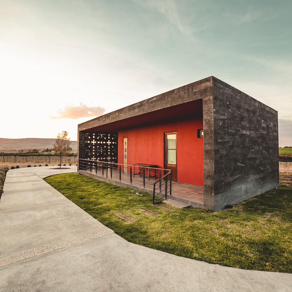 Hotel Casa Raíces Hotel Luxury & Viñedo