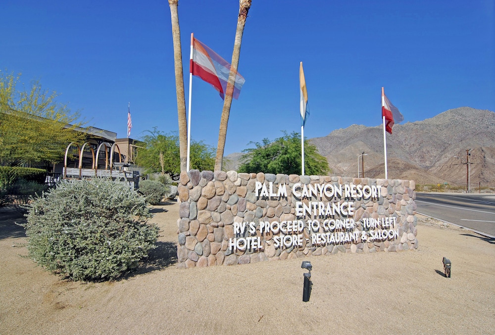 Palm Canyon Hotel & RV Resort