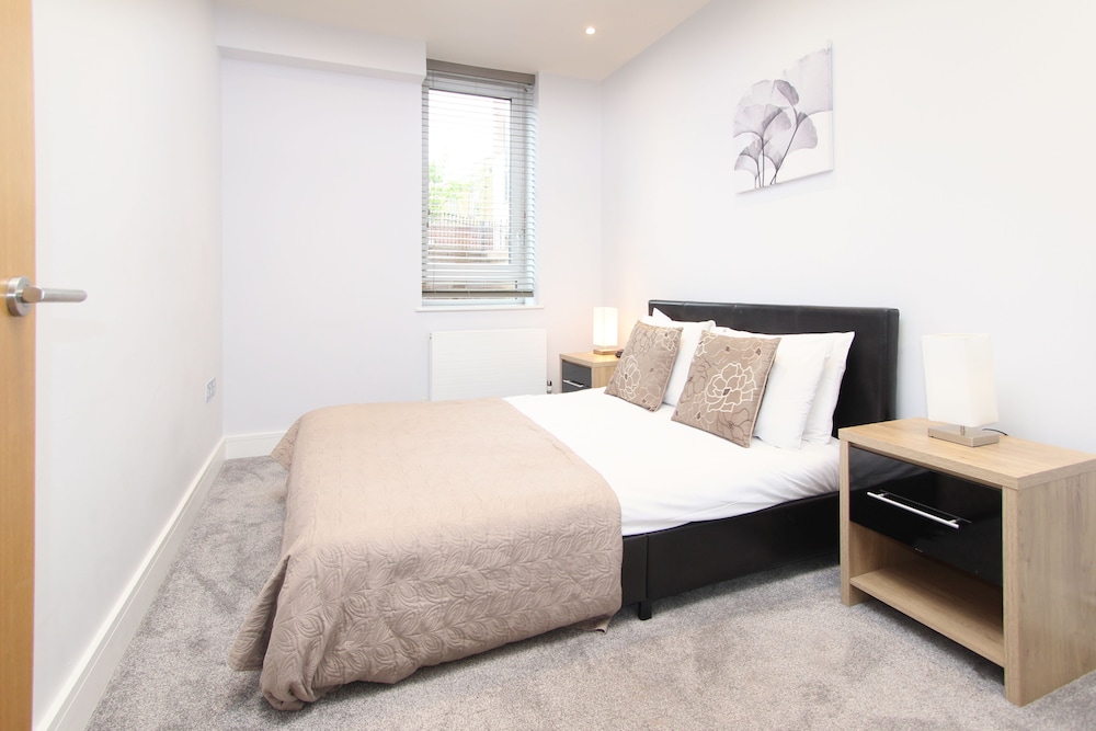 Ringside Apartments view 2