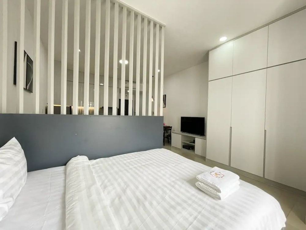 Sunrise City View Apartment