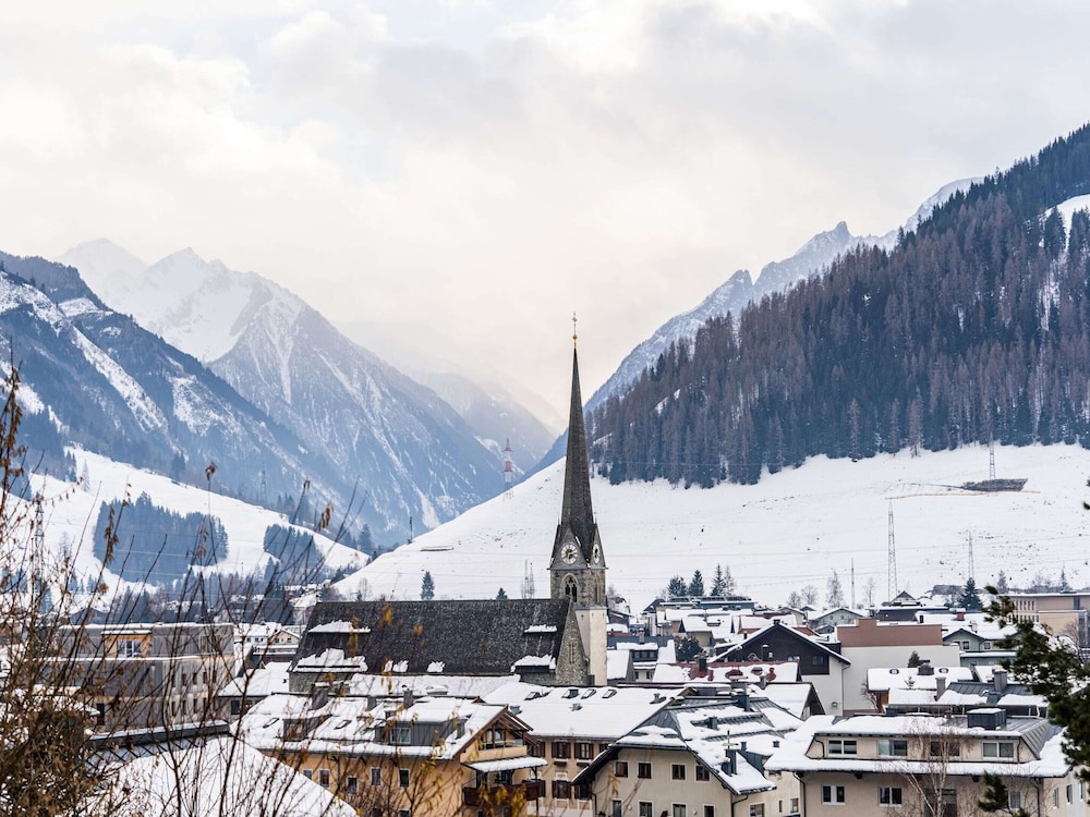 Chalet in Bruck Near Ski Slopes