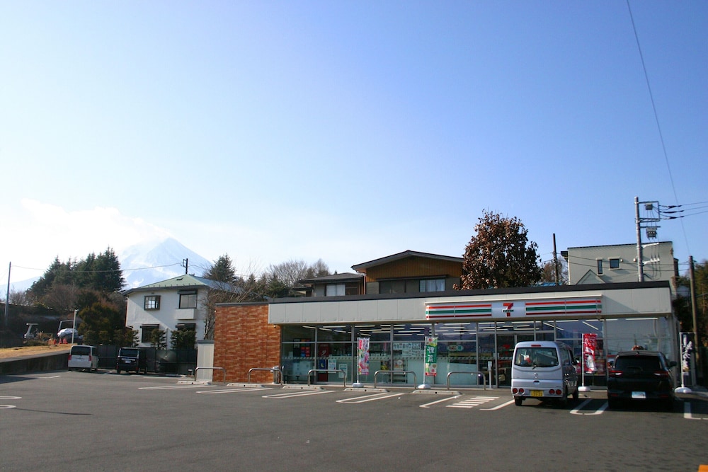 916 Travel Inn