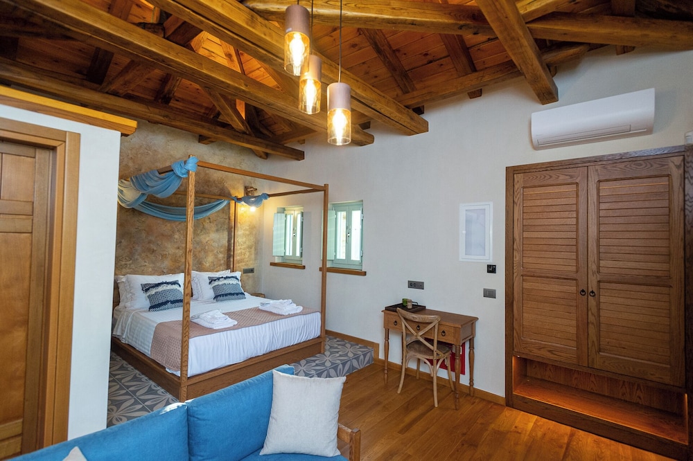 Nostos Country House